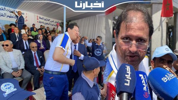 آيت منا داير "البوز" في احتفالات فاتح ماي بالدارالبيضاء